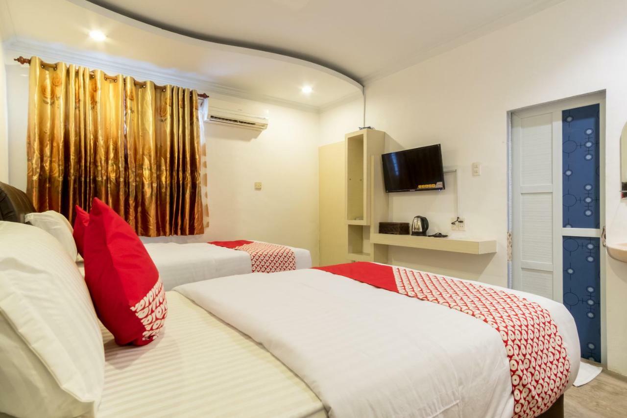 Hotel Oyo 619 Naufal Syariah 2*